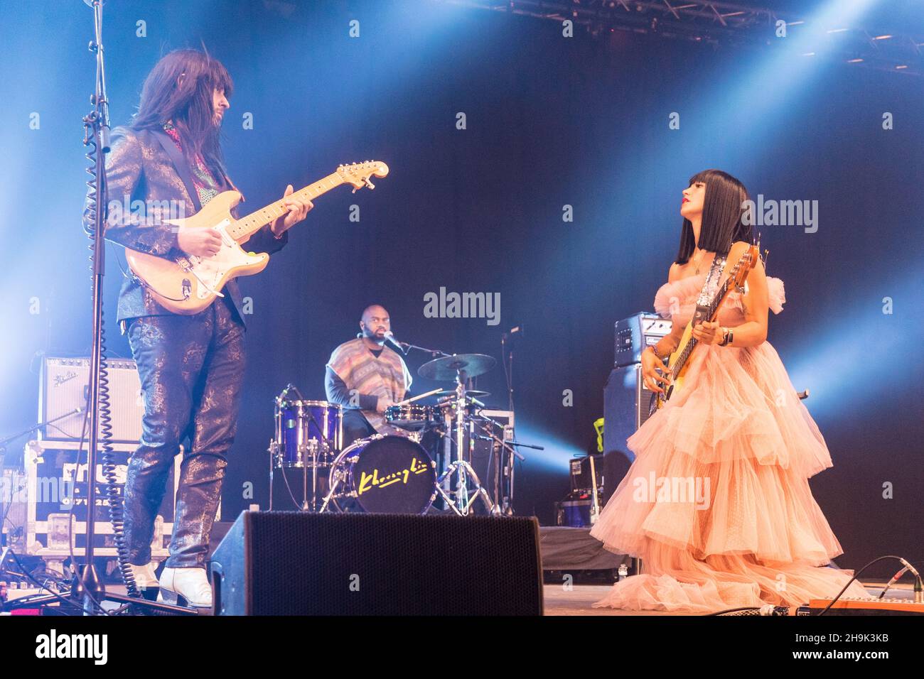 Khruangbin se produit au Green Man Festival 2019 à Glanusk Park, Brecon Beacons, pays de Galles.Date de la photo : vendredi 16 août 2019.Le crédit photo devrait se lire: Richard Gray/EMPICS Banque D'Images