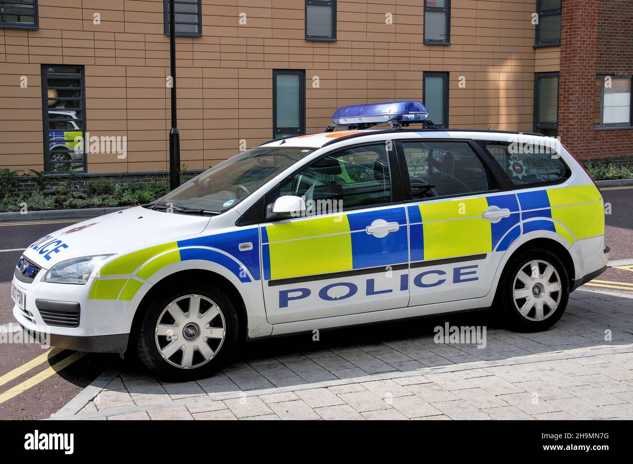 Voiture de police, Camberley, Surrey, Angleterre, Royaume-Uni Banque D'Images