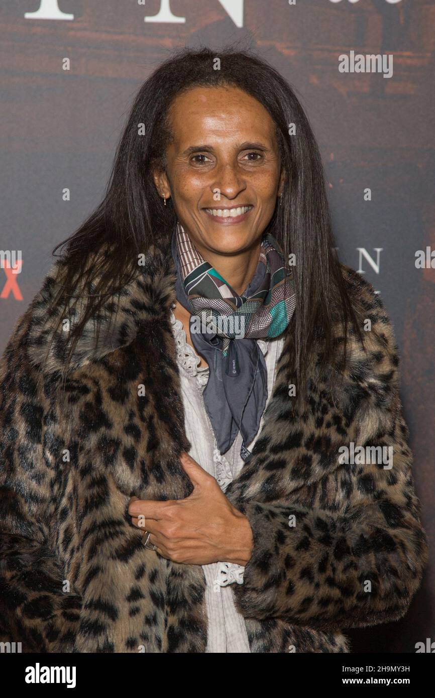 Karine Silla assiste à la première du film de la main de Dieu Netflix à