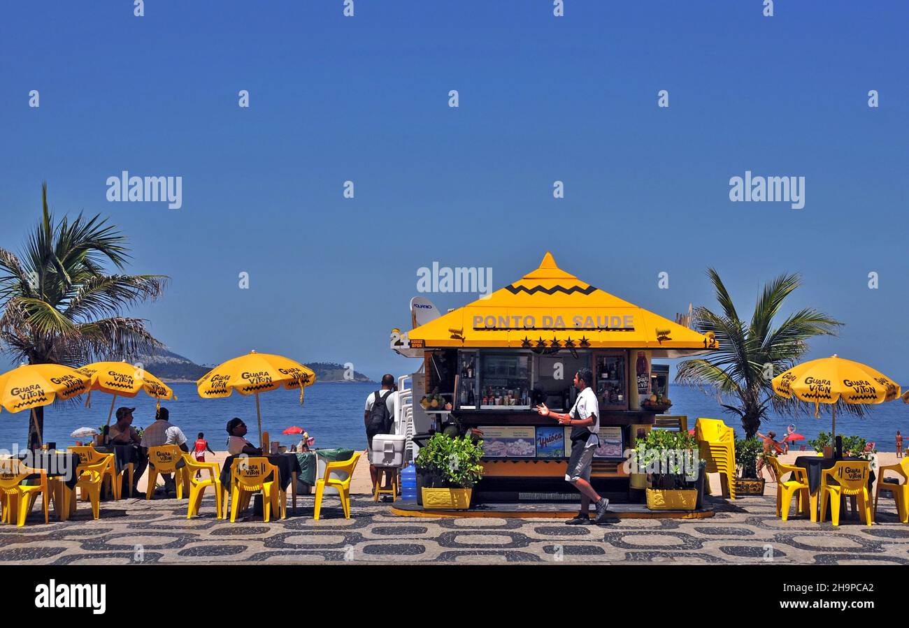 Bar, plage d'Ipanema, Rio de Janeiro, Brésil, Amérique du Sud Banque D'Images