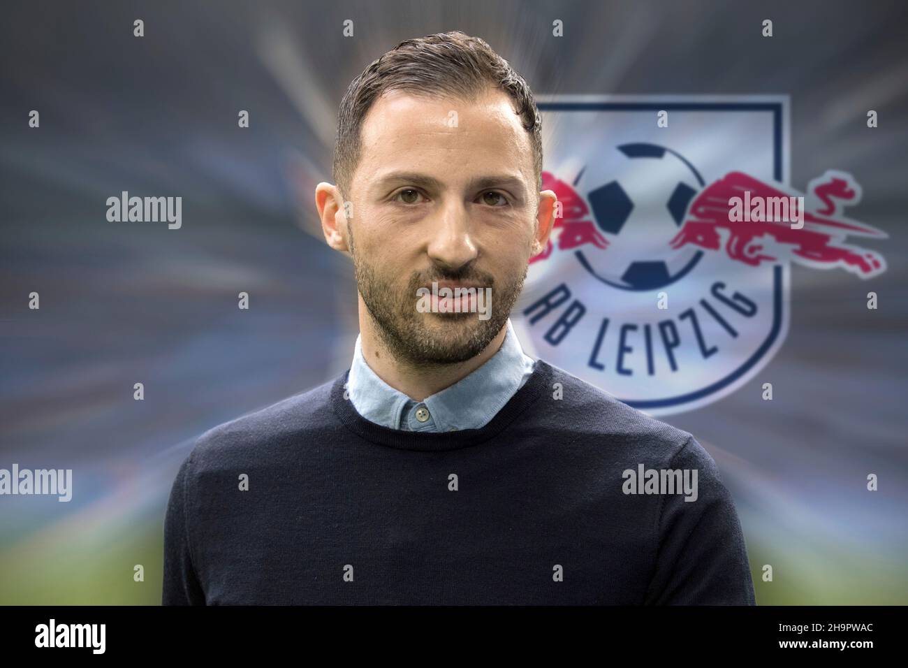 Gelsenkirchen, Allemagne.08th décembre 2021.PHOTOMONTAGE: Domenico TEDESCO est censé être un entraîneur à RB Leipzig.Archive photo: Domenico TEDESCO (entraîneur, GE), portrait en demi-longueur, football 1st Bundesliga, 24th jumelage,FC Schalke 04 (GE) - Fortuna Dusseldorf (D) 0: 4, on 02.03.2019 à Gelsenkirchen/Allemagne. VÇ€ crédit: dpa/Alay Live News Banque D'Images