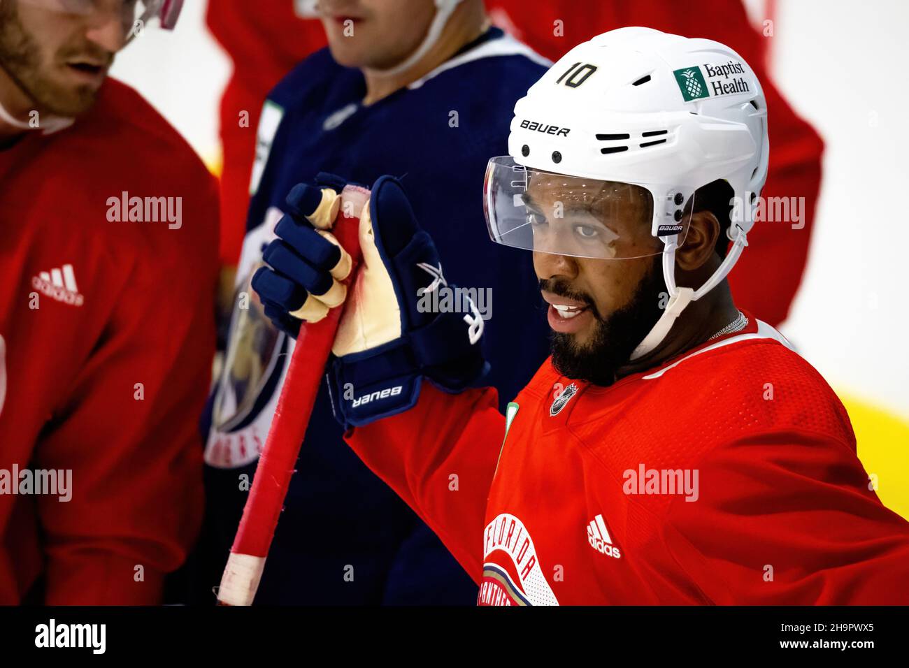 Florida Panthers équipe pendant la séance d'entraînement du matin à Florida Panthers IceDen pour la saison 2021-2022 de la LNH Banque D'Images