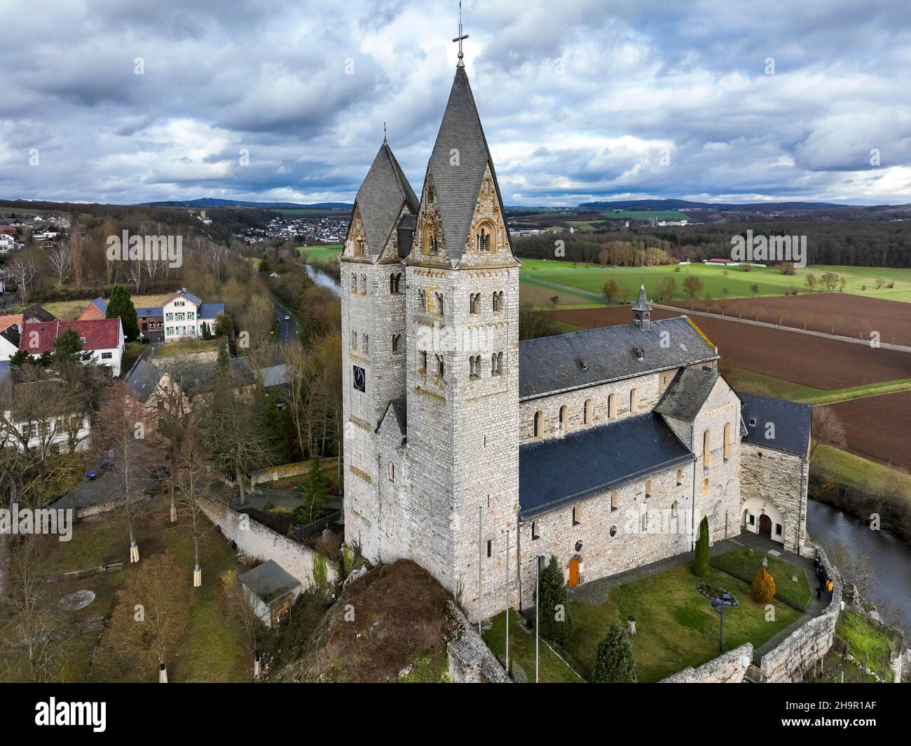 Eglise de Saint Lubentius à Dietkirchen au-dessus de la Lahn, près de Limburg an der Lahn, Hesse, Allemagne Banque D'Images