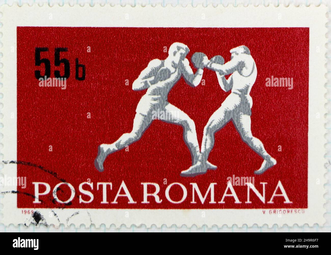 Photo d'un timbre-poste de 55b d'une série sportive de Romania Boxing Banque D'Images
