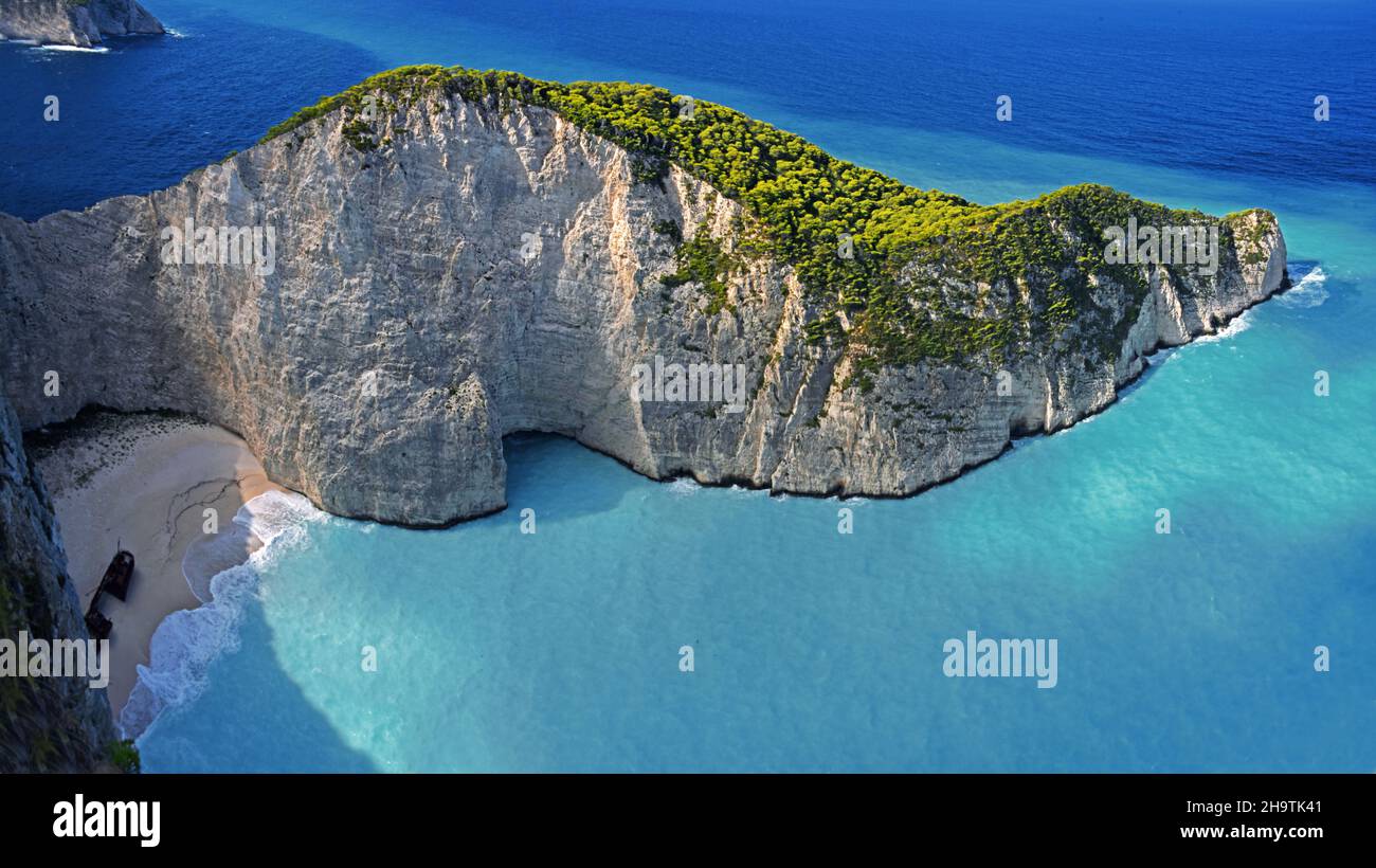 Célèbre baie de Navagio avec épave, Grèce, Iles Ioniennes, Zakynthos Banque D'Images