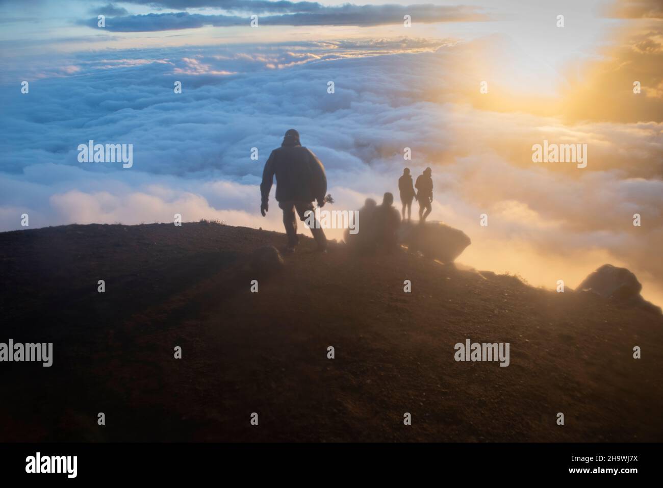 Descente du volcan Acatenango au lever du soleil, Antigua, Guatemala Banque D'Images