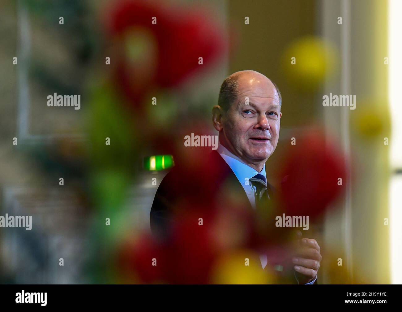 Berlin, Allemagne.09th décembre 2021.Le chancelier OLAF Scholz (SPD) s'exprime lors de la passation de pouvoir à son successeur en tant que ministre fédéral des Finances, Christian Lindner (FDP), au ministère fédéral des Finances.Credit: Tobias Schwarz/AFP-Pool/dpa/Alay Live News Banque D'Images