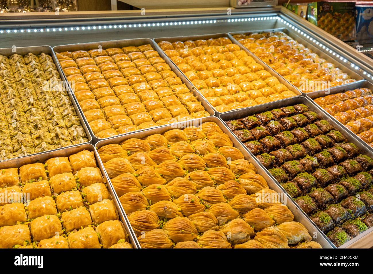 Desserts turcs dans une boutique de bonbons Banque D'Images