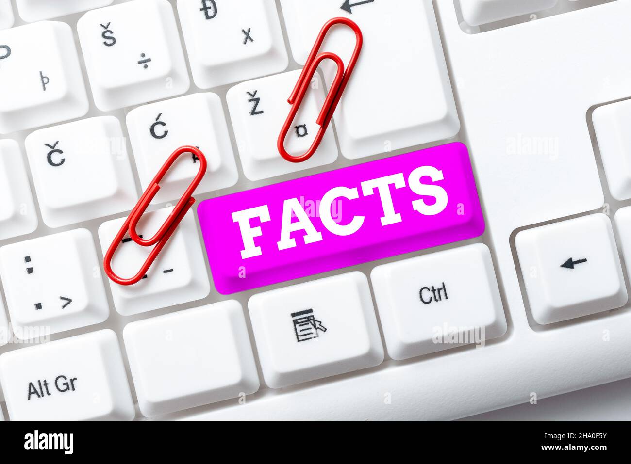 Écriture affichant des variables de texte.Information conceptuelle photo utilisée comme preuve ou partie de rapport article de nouvelles blog publication dactylographiée documents Banque D'Images