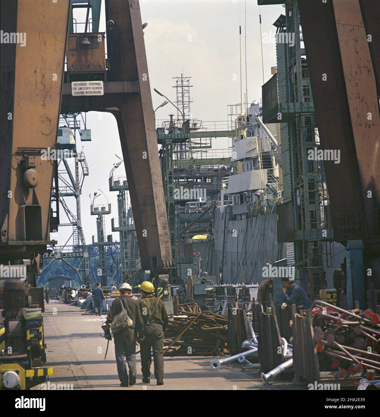 Gdañsk 07,1981.Gdañska im.Lénina. msa PAP/Bogdan Ró¿yc Dok³adny dzieñ wydarzenia nieustalony.Gdansk, juillet 1981.Le chantier naval Lénine à Gdansk. msa PAP/Bogdan Rozyc jour d'événement inconnu Banque D'Images