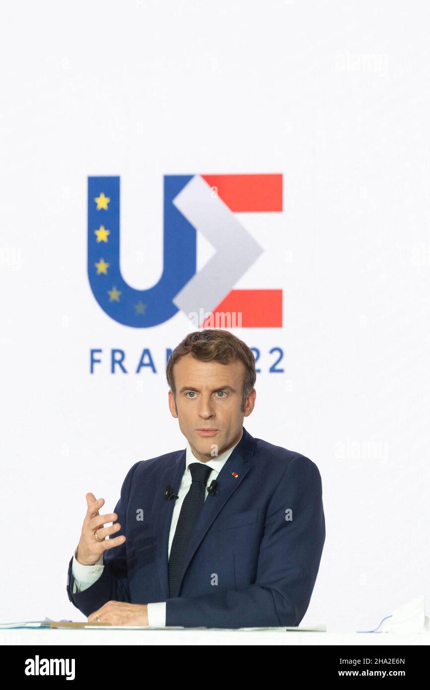 Paris, France.09th décembre 2021.Emmanuel Macron.Le président français Emmanuel Macron prononce un discours lors d’une conférence de presse sur l’accession de la France à la présidence de l’UE.Paris, France, le 9 décembre 2021.Photo de Jacques Witt/Pool/ABACAPRESS.COM crédit: Abaca Press/Alay Live News Banque D'Images