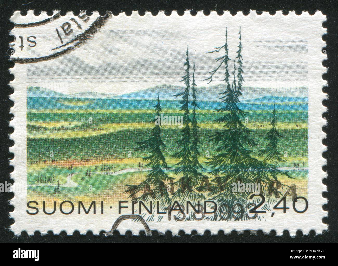 FINLANDE - VERS 1988: Timbre imprimé par la Finlande, montre le parc national Urho-Kekkonen avec les montagnes Saariselka, vers 1988 Banque D'Images