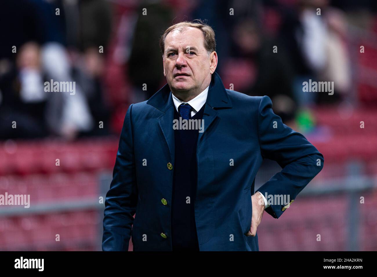 Copenhague, Danemark.09th décembre 2021.Le Manager Vladimir Weiss de Slovan Bratislava vu lors du match de l'UEFA Europa Conference League entre le FC Copenhague et le Slovan Bratislava à Parken à Copenhague.(Crédit photo : Gonzales photo/Alamy Live News Banque D'Images