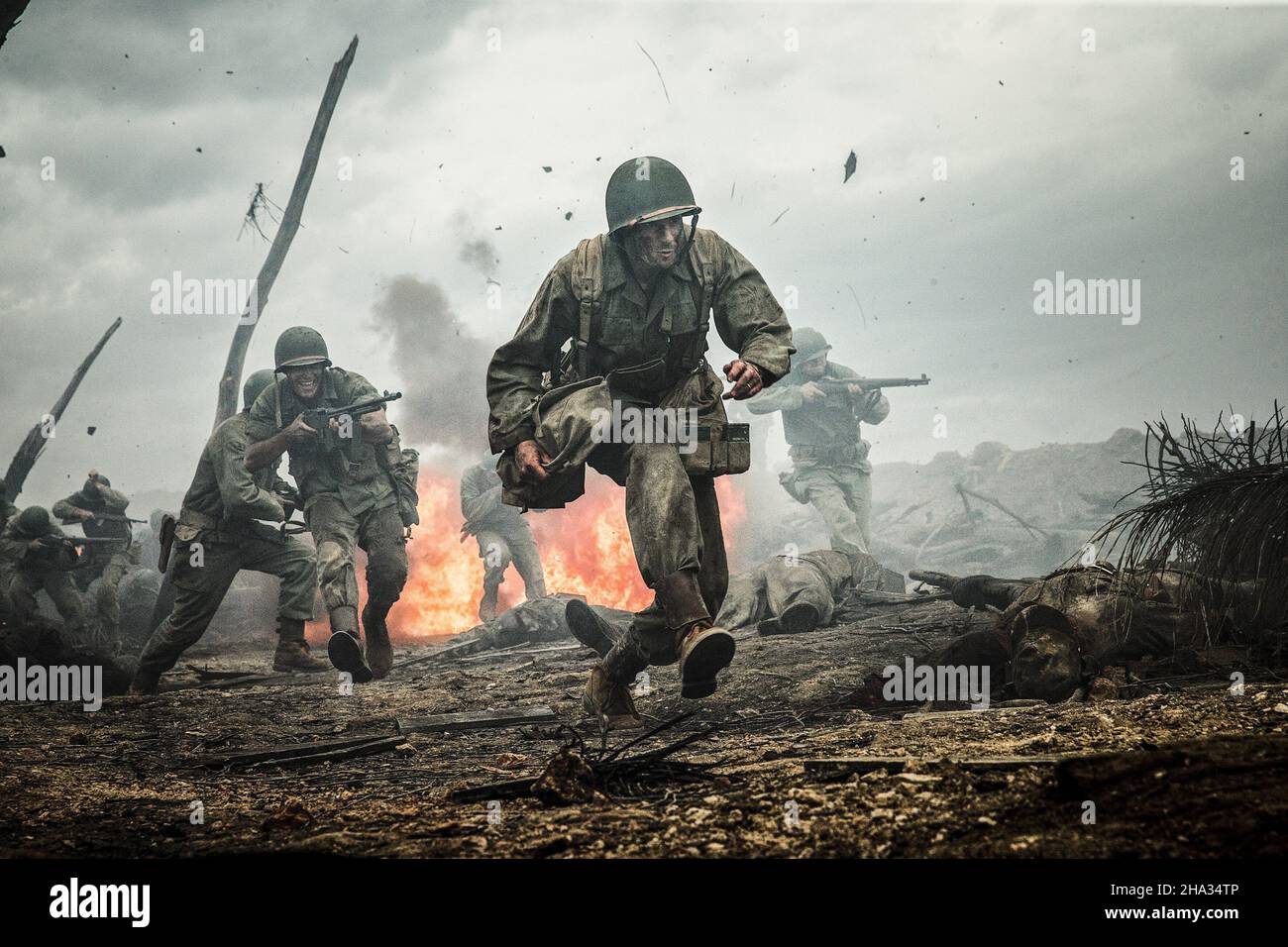 Hacksaw Ridge année : 2016 États-Unis / Australie Directeur : Mel Gibson Andrew Garfield Banque D'Images