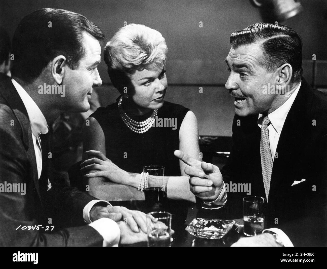 GIG YOUNG DORIS DAY et CLARK PIGNON dans LE directeur de PET 1958 ENSEIGNANT GEORGE SEATON costume design Edith Head Perlberg - Seaton Productions / Paramount Pictures Banque D'Images