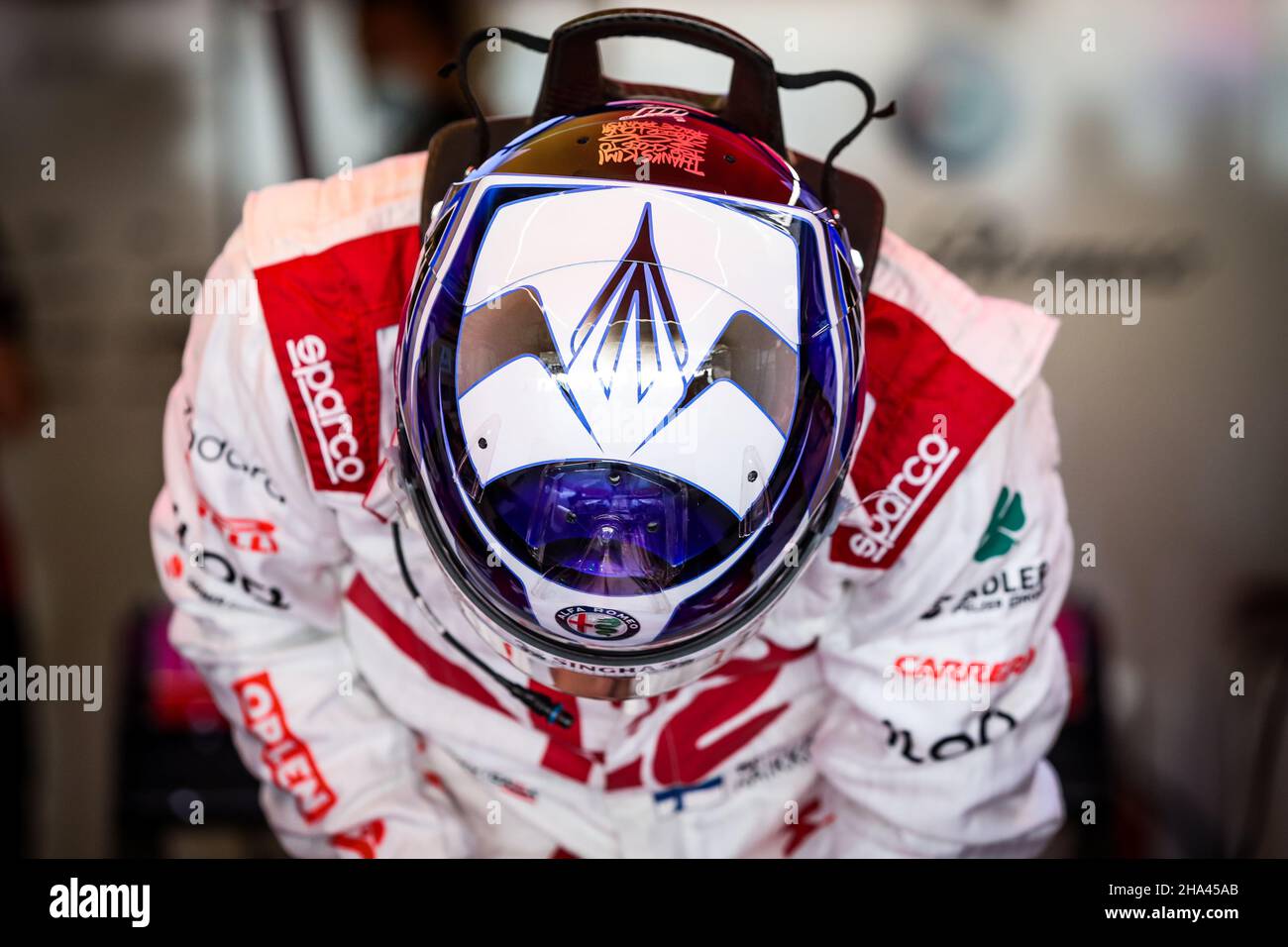 Yas Island, Émirats arabes Unis.10th décembre 2021.RAIKKONEN Kimi (fin),  Alfa Romeo Racing ORLEN C41, casque spécial portrait lors du Grand Prix  d'Abou Dhabi de Formule 1 Etihad Airways 2021, 22th tours du