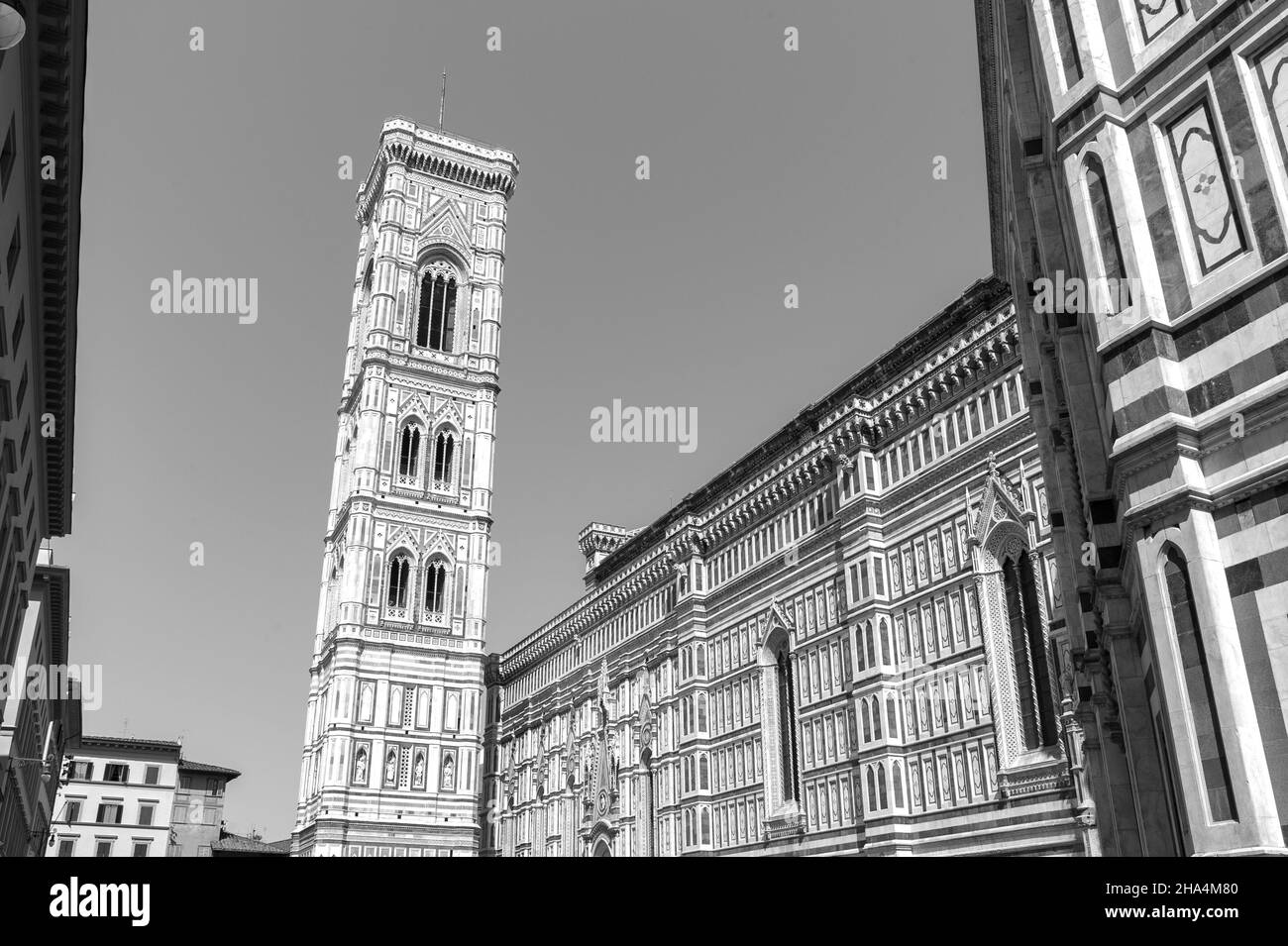 cathédrale de florence, anciennement la cattedrale di santa maria del fiore et le campanile de giotto. toscane, italie Banque D'Images