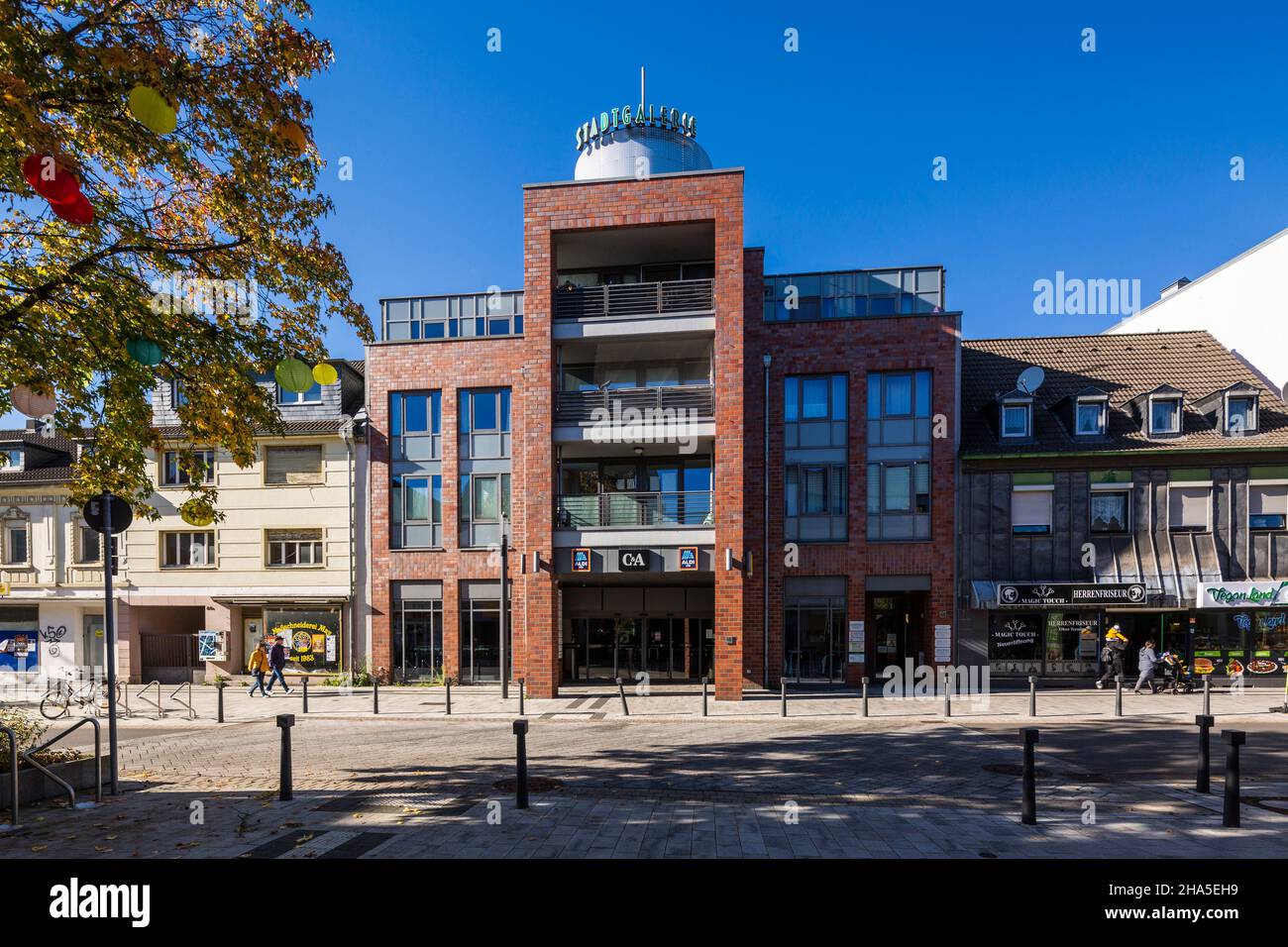 allemagne,langenfeld (rhénanie),bergisches land,niederbergisches land,niederberg,rhénanie-du-nord-westphalie,nrw,langenfeld-immigrath,galerie de ville sur solinger strasse,centre commercial,zone piétonne Banque D'Images