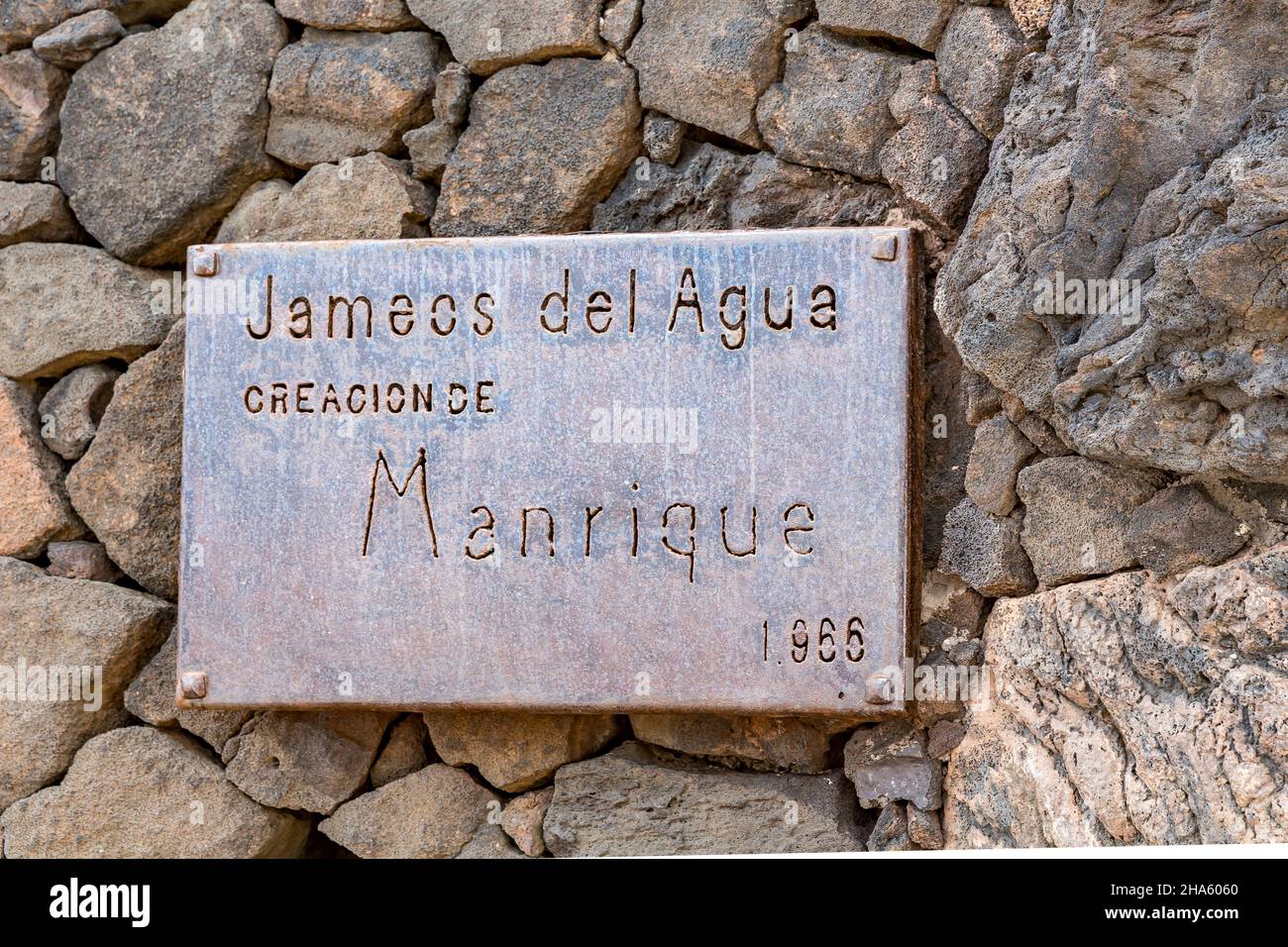 sign,jameos del agua,site culturel et artistique,construit par césar manrique,artiste espagnol de lanzarote,1919-1992,lanzarote,canaries,espagne,europe Banque D'Images