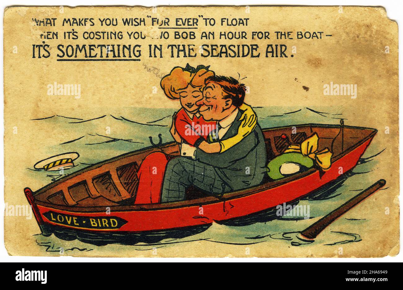 carte postale avec un couple en train de se câliner dans un bateau loué tout en espérant que leur amusement pourrait continuer pour toujours, vers 1900 Banque D'Images