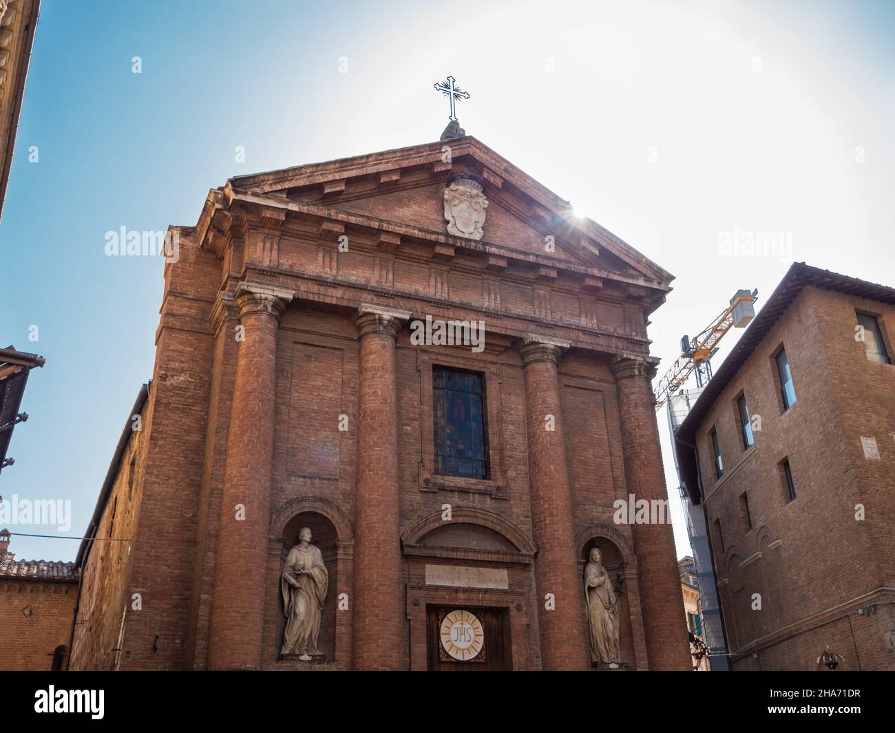 Église Chiesa di San Cristoforo façade extérieure à Sienne, Toscane, Italie Banque D'Images