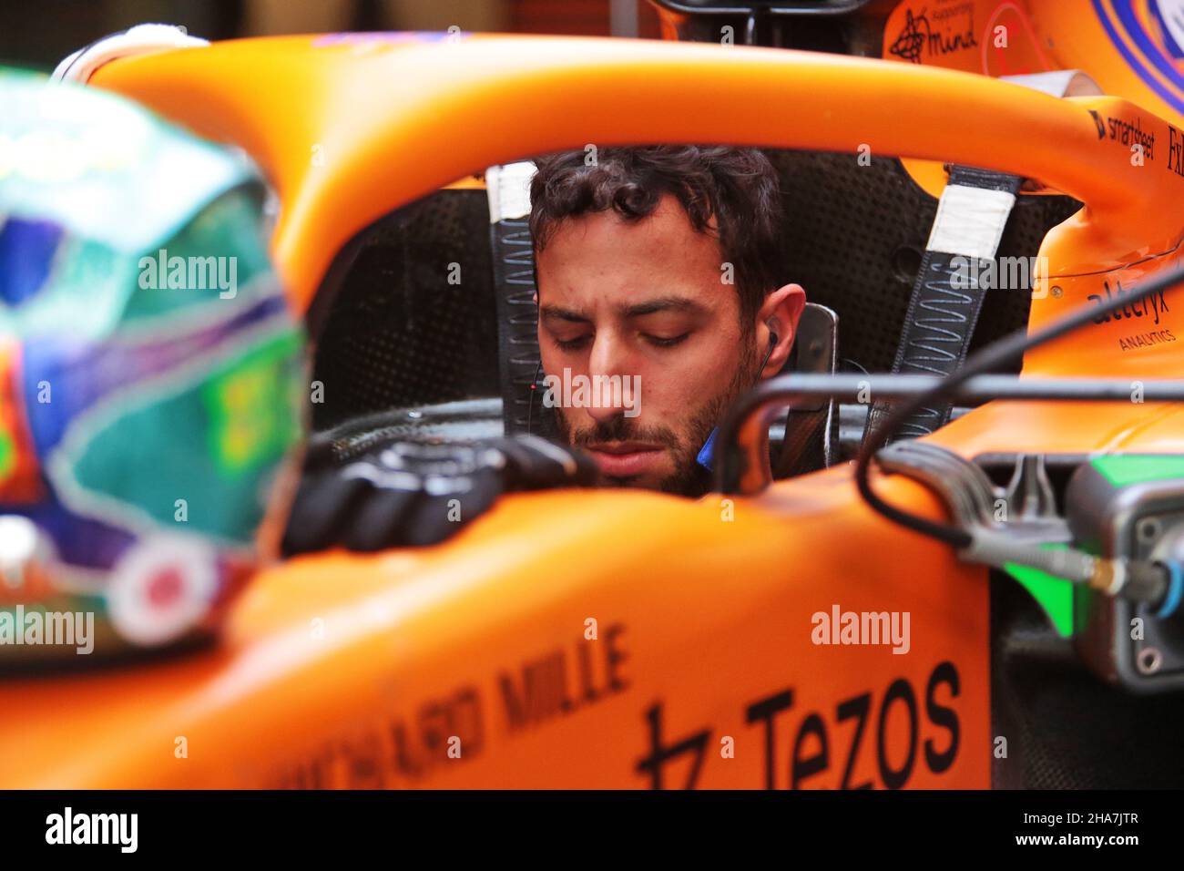 Daniel Ricciardo (AUS) McLaren MCL35M.11.12.2021. Championnat du monde de Formule 1, Rd 22, Grand Prix d'Abu Dhabi, circuit de Yas Marina, Abu Dhabi, Journée de qualification.Le crédit photo doit être lu : images XPB/Press Association. Banque D'Images