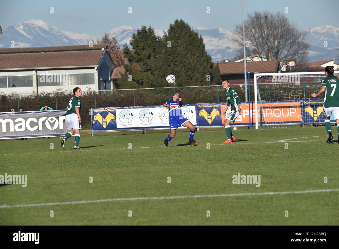 Yoreli Rincon (Sampdoria) pendant Hellas Verona femmes vs UC Sampdoria, football italien Serie A Women Match à Vérone, Italie, décembre 11 2021 Banque D'Images