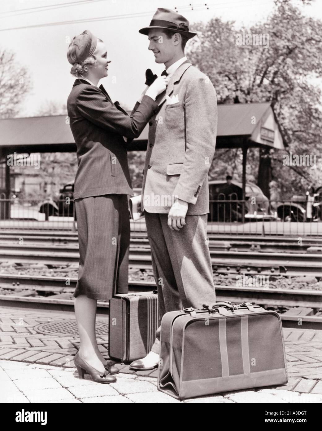 1940s style man and woman Banque de photographies et d'images à haute  résolution - Alamy