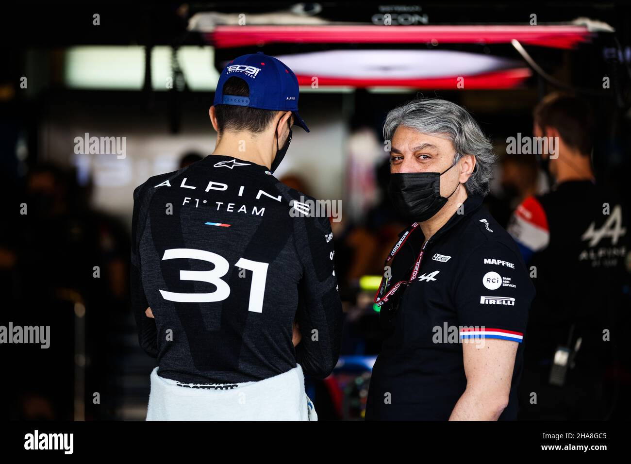 OCON Esteban (fra), Alpine F1 A521, DE MEO Luca (ita), PDG du groupe Renault, portrait au cours du 1 Grand Prix Etihad Airways Abu Dhabi 2021, 22th tour du Championnat du monde Formule 1 2021 de la FIA du 10 au 12 décembre 2021 sur le circuit Yas Marina, sur l'île Yas,Abu Dhabi - photo: Antonin Vincent/DPPI/LiveMedia Banque D'Images