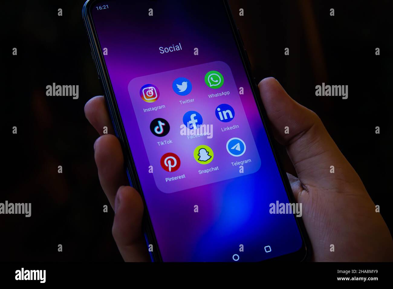 Afyonkarahisar, Turquie - 10 décembre 2021 : applications de médias sociaux (Instagram, Twitter, Whatsapp, TikTok, Facebook,LinkedIn, Pinterest, Snapchat, Telegram) Banque D'Images