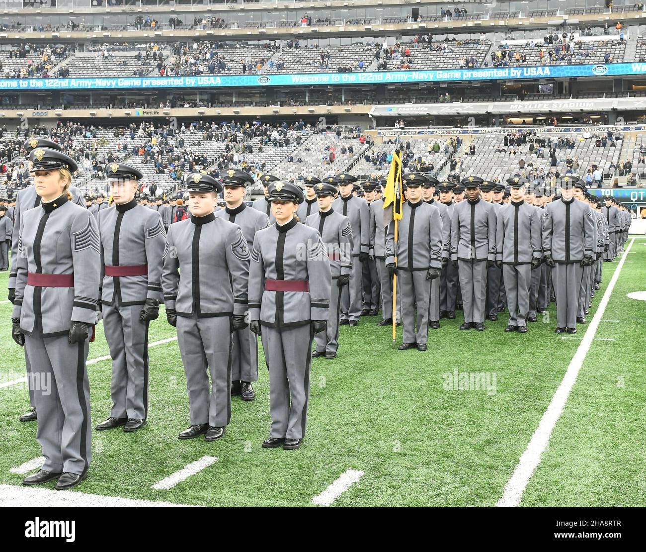 East Rutherford, New Jersey, États-Unis.11th décembre 2021.11 décembre 2021, East Rutherford NJ- Cadets de l'armée pendant la promenade au stade MetLife (Credit image: © Ricky Fitchett/ZUMA Press Wire) Banque D'Images