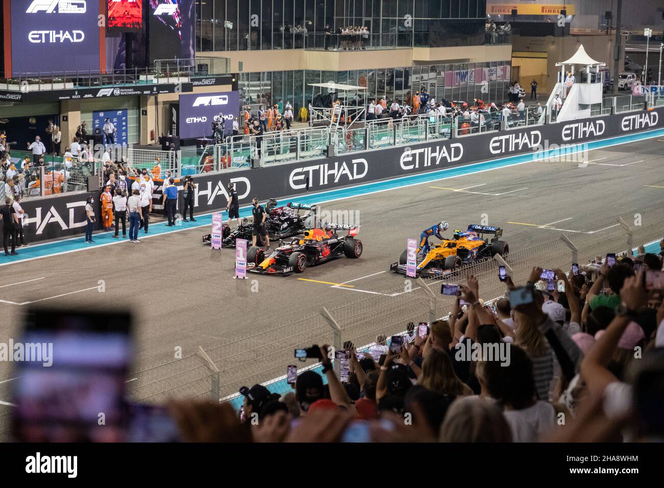 Grand Prix d'Abu Dhabi F1 - qualification.ABU DHABI, ÉMIRATS ARABES UNIS - DÉCEMBRE 11 : les 3 premières équipes à terminer les tours de qualification. Banque D'Images