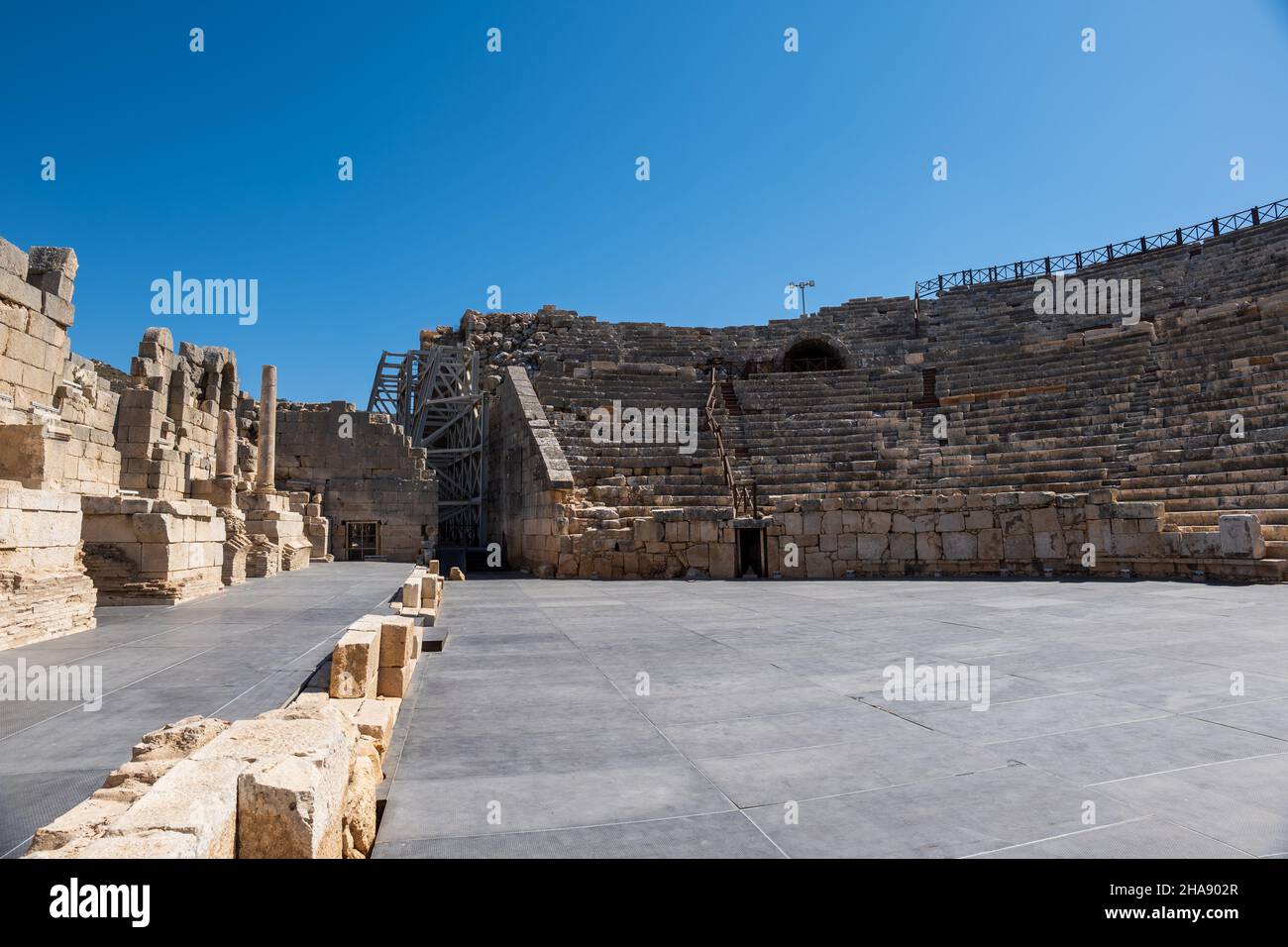 Patara, ancien site archéologique en Turquie et son amphithéâtre.Ruines de l'ancienne ville lycienne Patara, la capitale de la Ligue de Lycia Banque D'Images