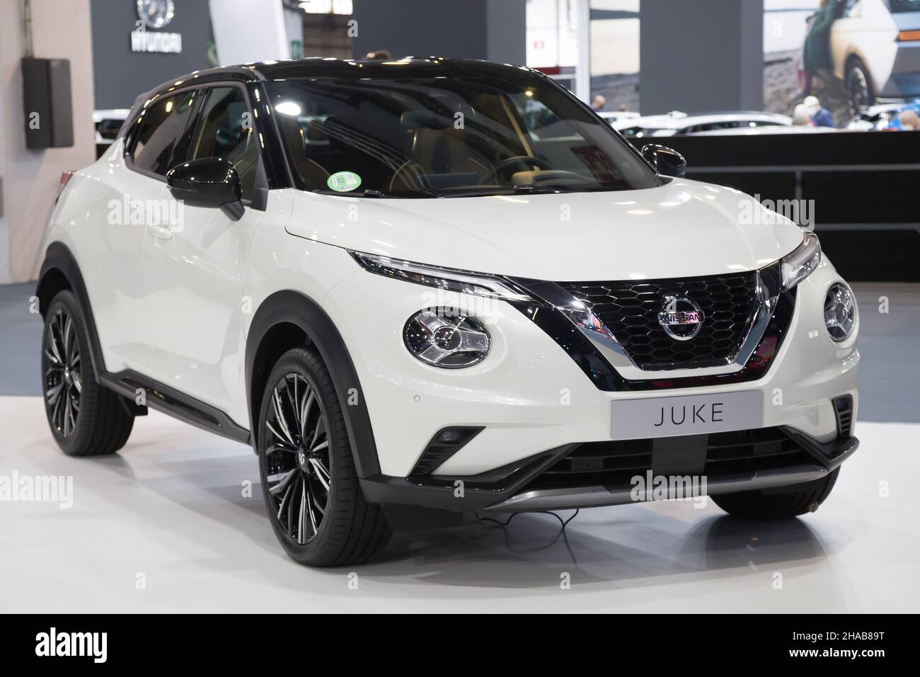 Barcelone, Espagne - 7 octobre 2021 : Nissan Juke N-Design chic DIG-T présenté à automobile Barcelona 2021 à Barcelone, Espagne. Banque D'Images