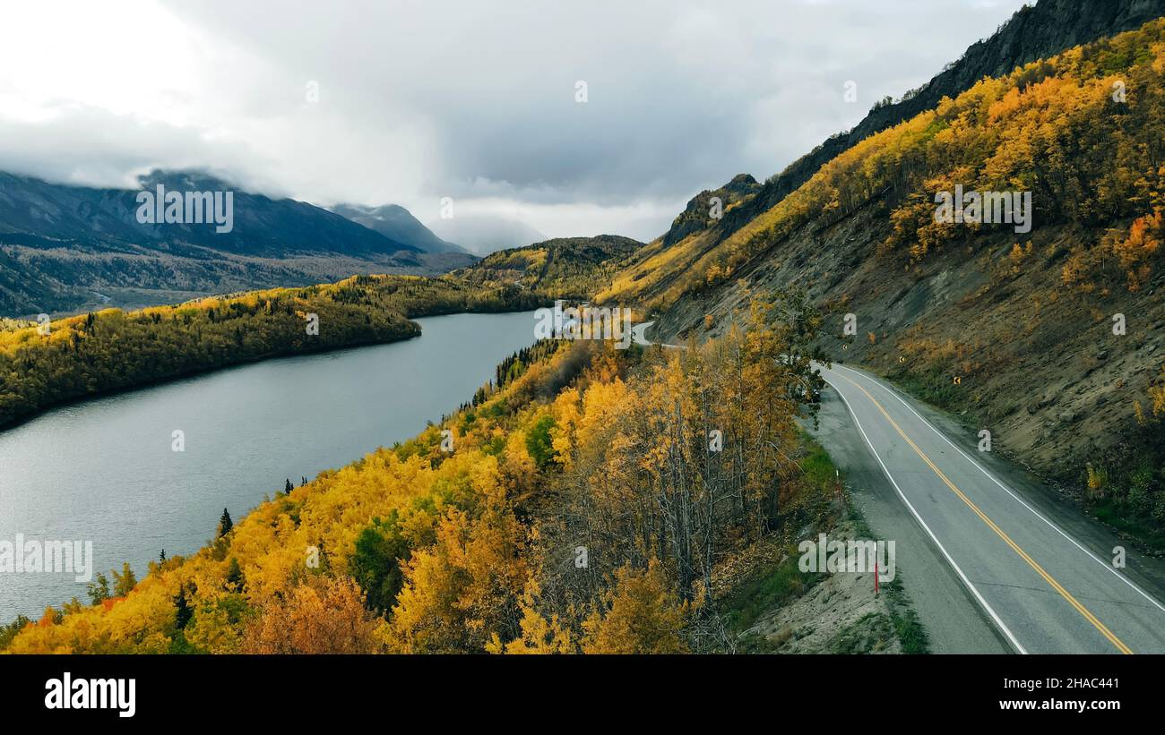 Rivière matanuska en automne, Alaska, états-unis.Photo de haute qualité Banque D'Images