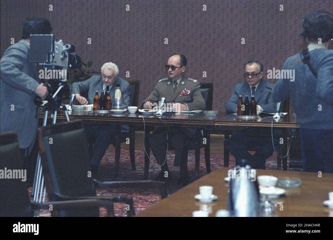 Varsovie 15.04.1985.Wspólne posiedzenie prezydium rz¹du i ...
