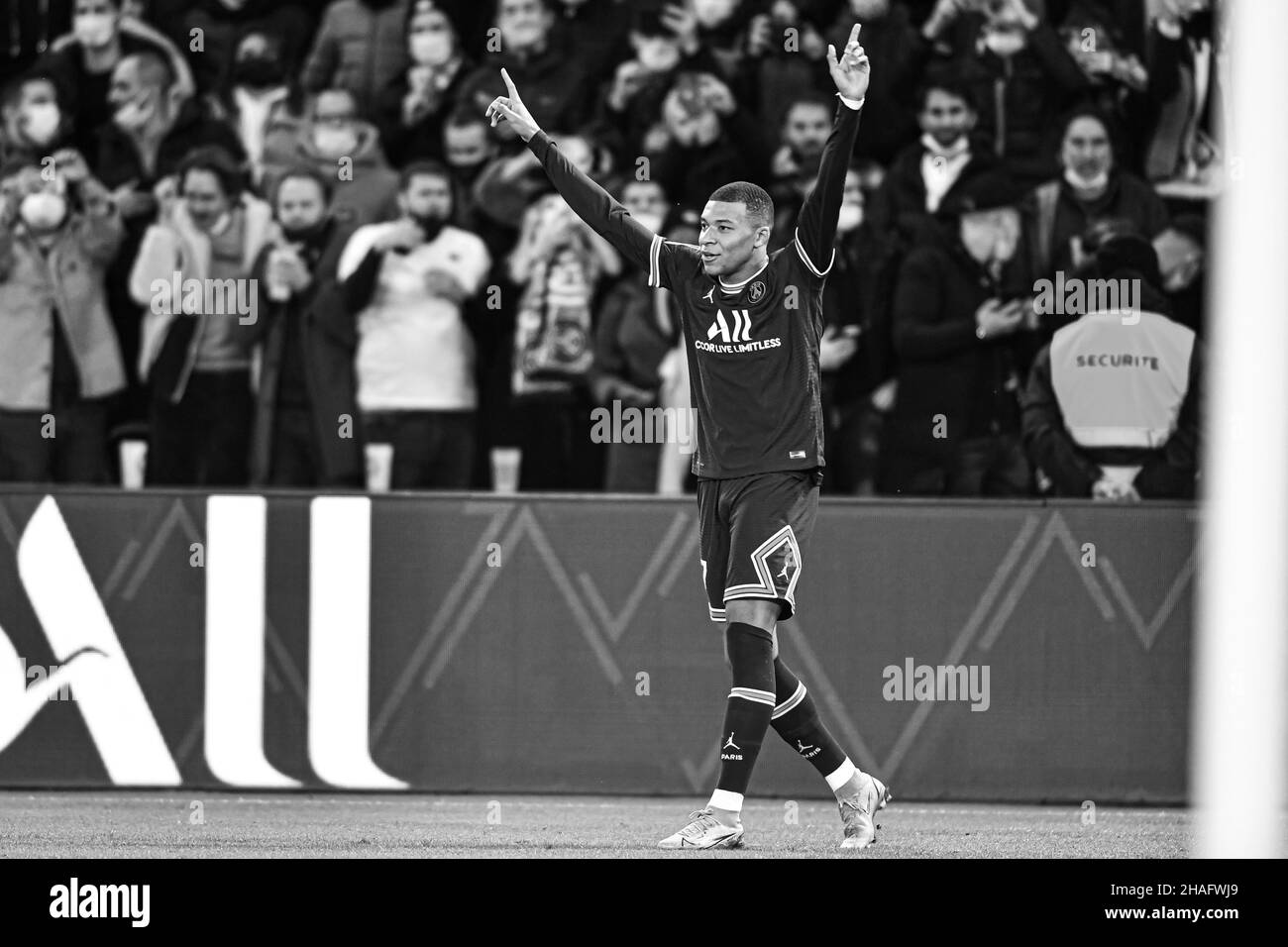 Paris, France.12th décembre 2021.Kylian Mbappe - PSG vs MONACO au Parc des Princes, Paris, France, le 13 décembre 2021.(Photo de Lionel Urman/Sipa USA) crédit: SIPA USA/Alay Live News Banque D'Images
