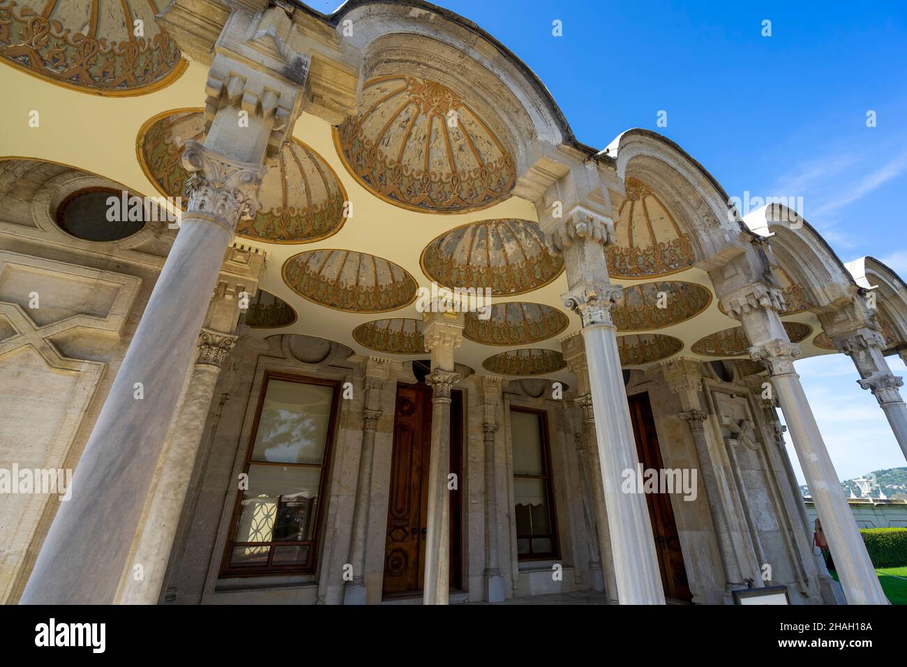 Vue détaillée du pavillon de bain du Palais Beylerbeyi, Istanbul, Turquie. Banque D'Images