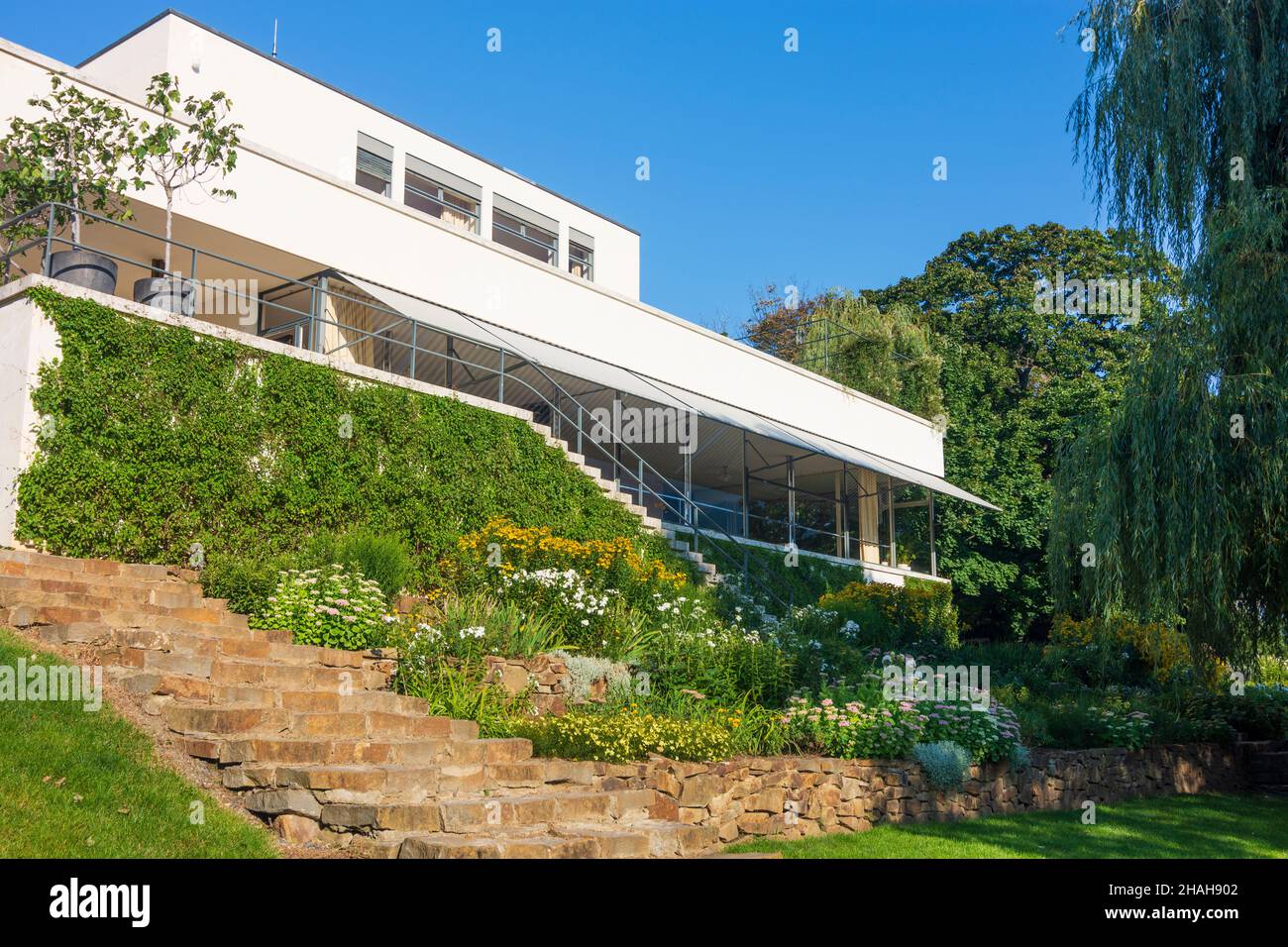 Brno (Brünn): Villa Tugendhat, maison construite selon les plans de l'architecte Ludwig Mies van der Rohe, in , Jihomoravsky, Moravie du Sud, Südmähren, Banque D'Images