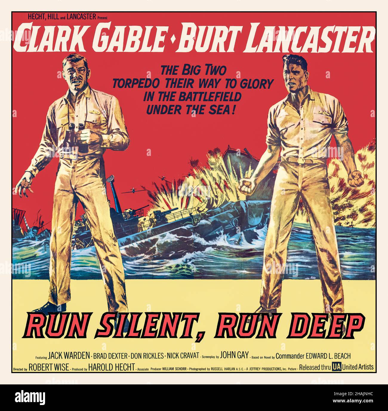 Vintage Movie film Poster 'Run Silent, Run Deep' est un film de guerre américain noir et blanc de 1958 d'United Artists, basé sur le roman de 1955 du même nom par le commandant (plus tard le capitaine) Edward L. Beach Jr..Il a été réalisé par Robert Wise, produit par Harold Hecht, et a joué Clark Gable et Burt Lancaster.Le titre fait référence à « la course silencieuse », une tactique de la furtivité sous-marine.L'histoire décrit la guerre sous-marine de la Seconde Guerre mondiale dans l'océan Pacifique, en plus de Gable et Lancaster jouant les pistes, le film présente également Jack Warden et a été le début du film de Don Rickles. Banque D'Images