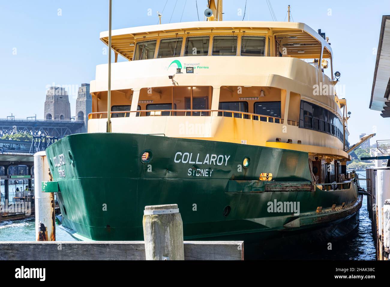 Ferry de Sydney Collaroy amarré à Circular Quay, le Collaroy est un ferry de classe eau douce qui est remplacé par des ferries de classe émeraude, Sydney Banque D'Images