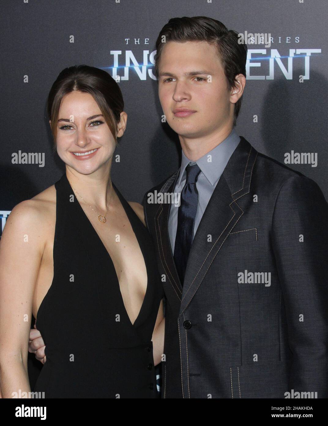 Shailene Woodley et Ansel Elgort assistent à la première de la série « The Diferly Series: Insurrecent » de Summit Entertainment au théâtre Ziegfeld à New York le 16 mars 2015.Crédit photo : Henry McGee/MediaPunch Banque D'Images