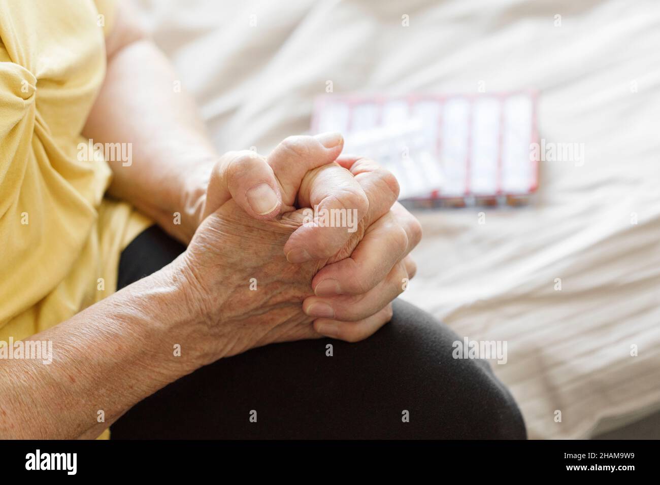 Close-up of woman's hands Banque D'Images