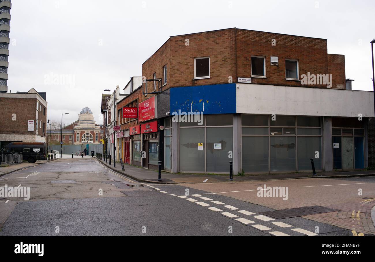 Restaurant Nicks et bâtiments de connexion dans East Street Southampton une région sur le point d'avoir un bâtiment de régénération étendu.Un point de repère local. Banque D'Images