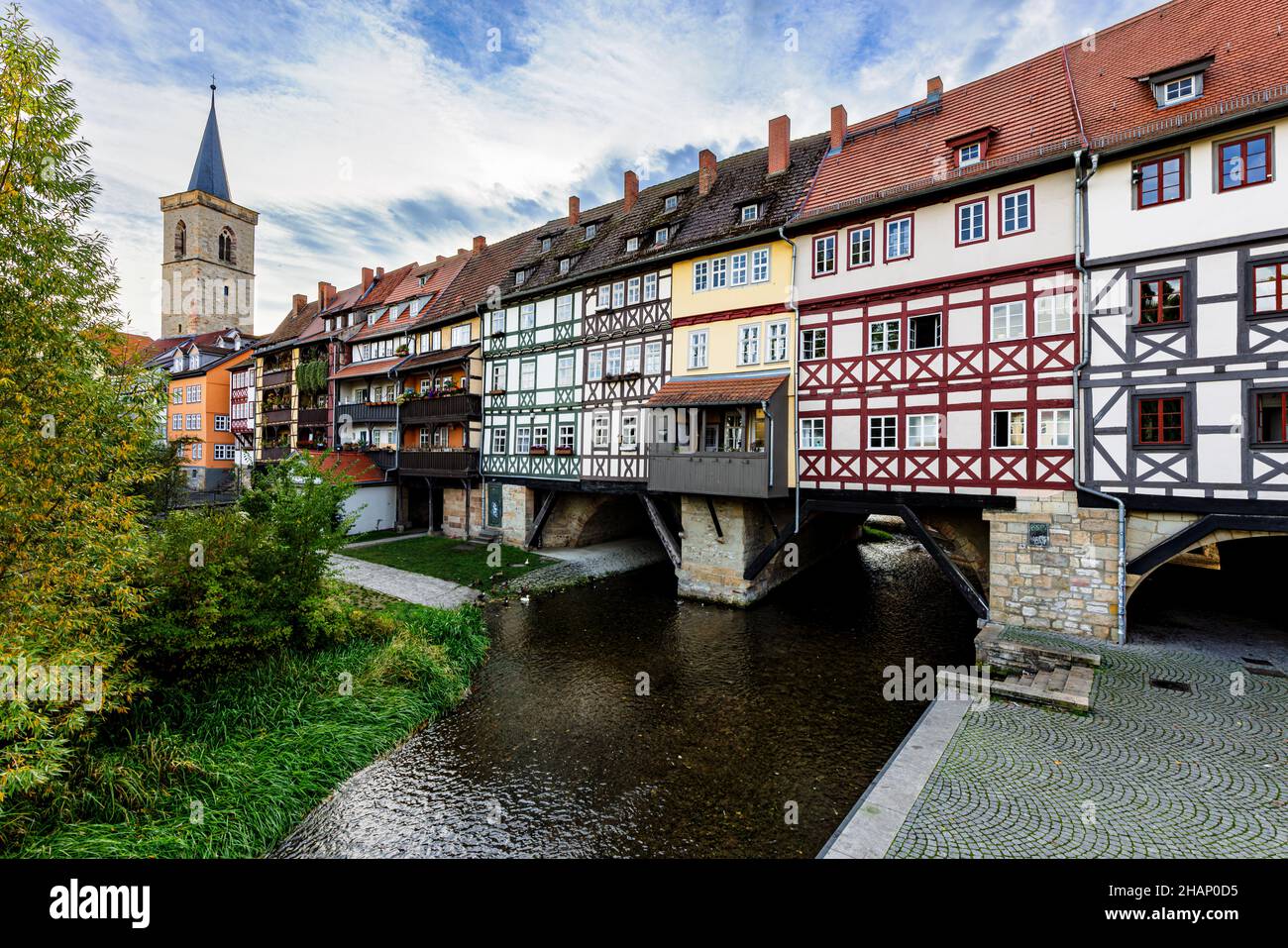 Le Krämerbrücke ou le pont du marchand à Erfurt, Thuringe, Allemagne. Banque D'Images