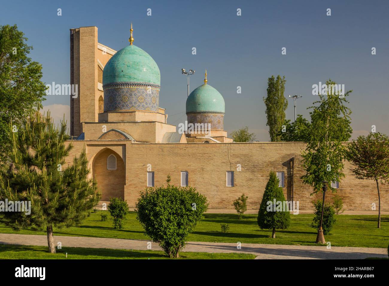 Barak Khan Madrasa, une partie de l'ensemble Hazrati Imom à Tachkent, Ouzbékistan Banque D'Images