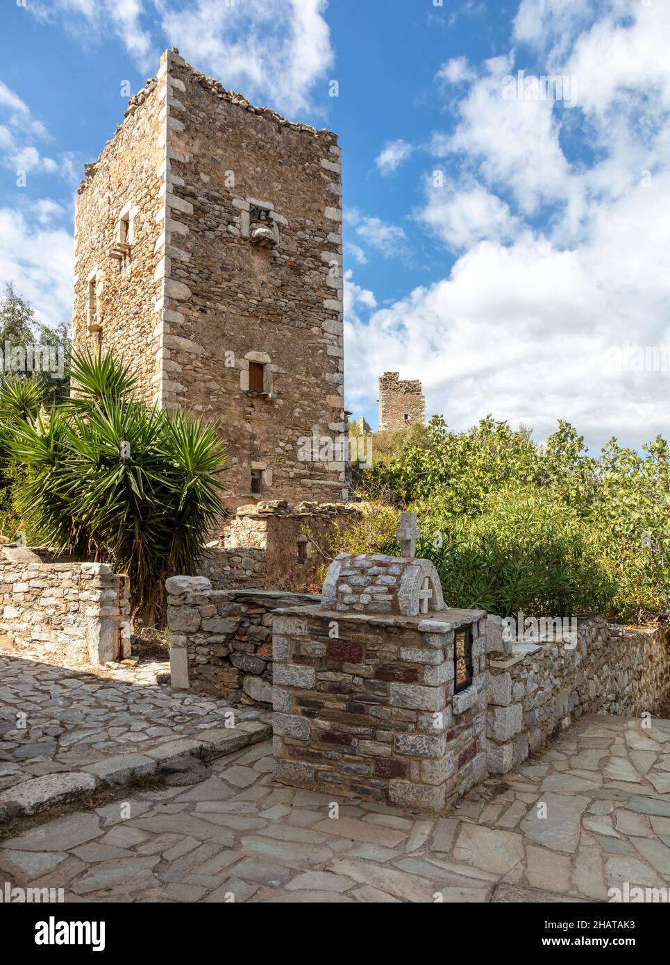 Grèce Péloponnèse.Village de Vathia.Vieilles maisons de tours abandonnées dans la péninsule de Vathée Mani, les bâtiments de Laconia Stonewall avec de petites fenêtres, fortif grec Banque D'Images