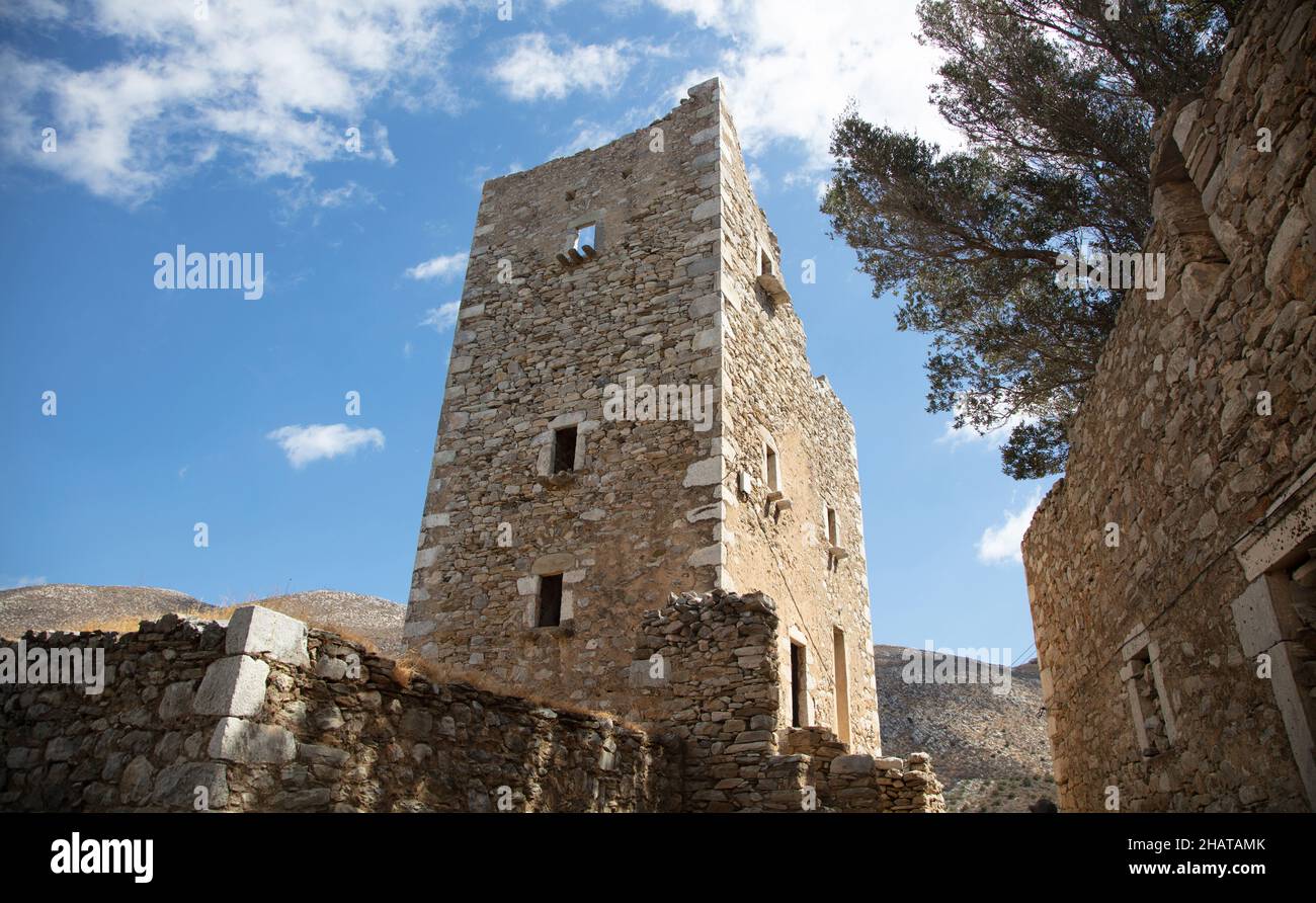Grèce Péloponnèse.Village de Vathia.Vieilles maisons de tours abandonnées dans la péninsule de Vathée Mani, les bâtiments de Laconia Stonewall avec de petites fenêtres, fortif grec Banque D'Images