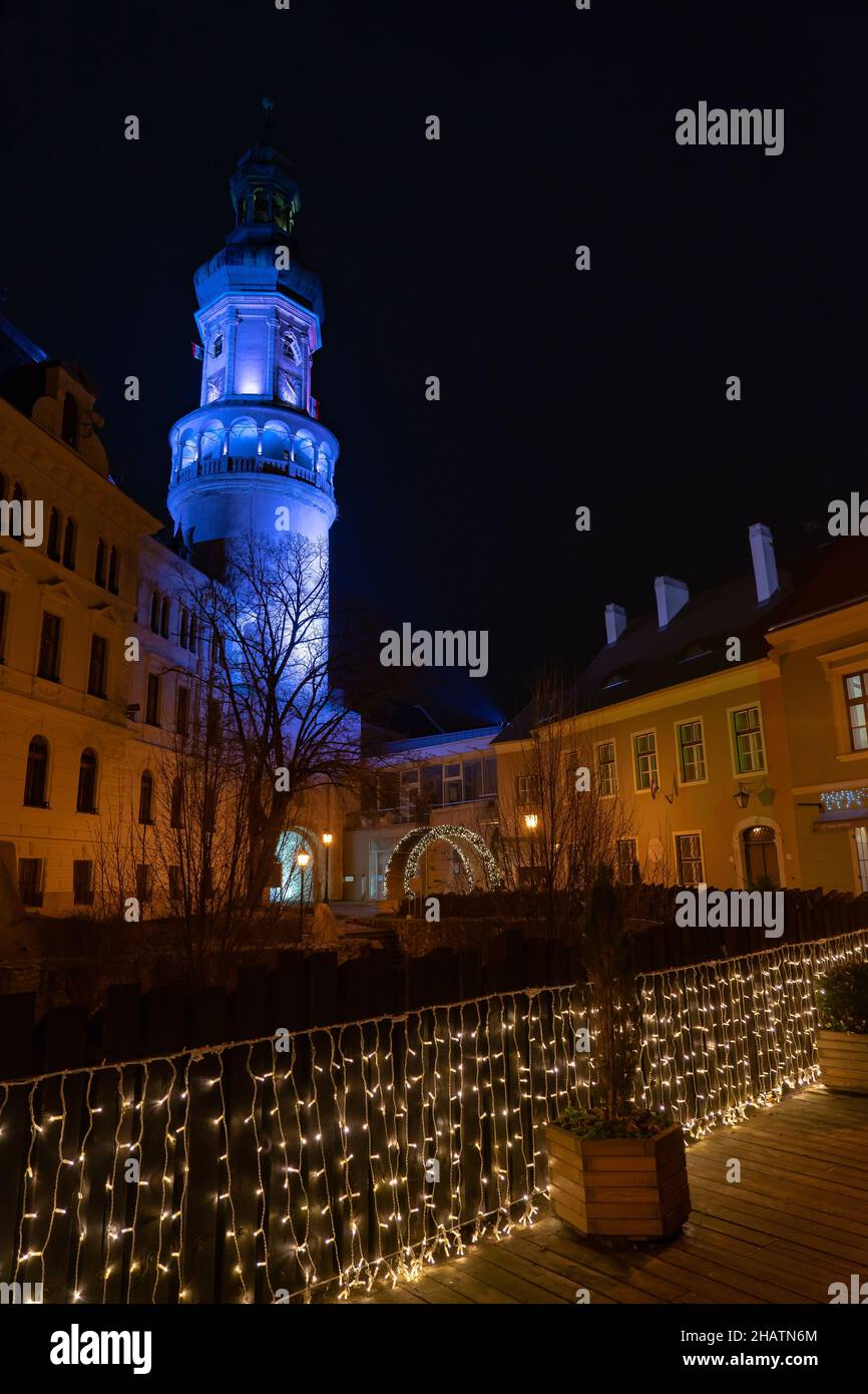 Sopron main Square illuminé noël hiver Banque D'Images