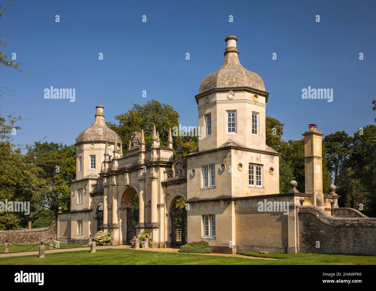 Royaume-Uni, Angleterre, Lincolnshire Stamford, Burghley House, Gates Banque D'Images